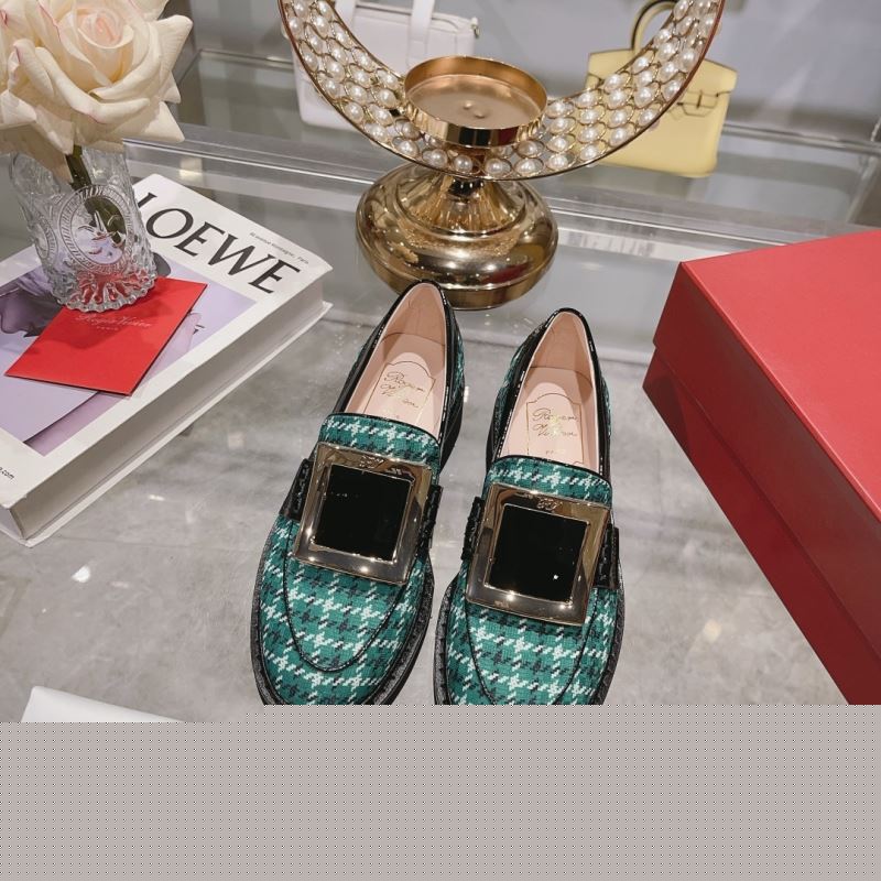 roger u1u1er flat shoes